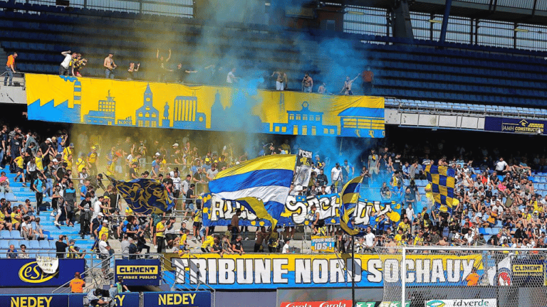 fc sochaux supporters dans les tribunes