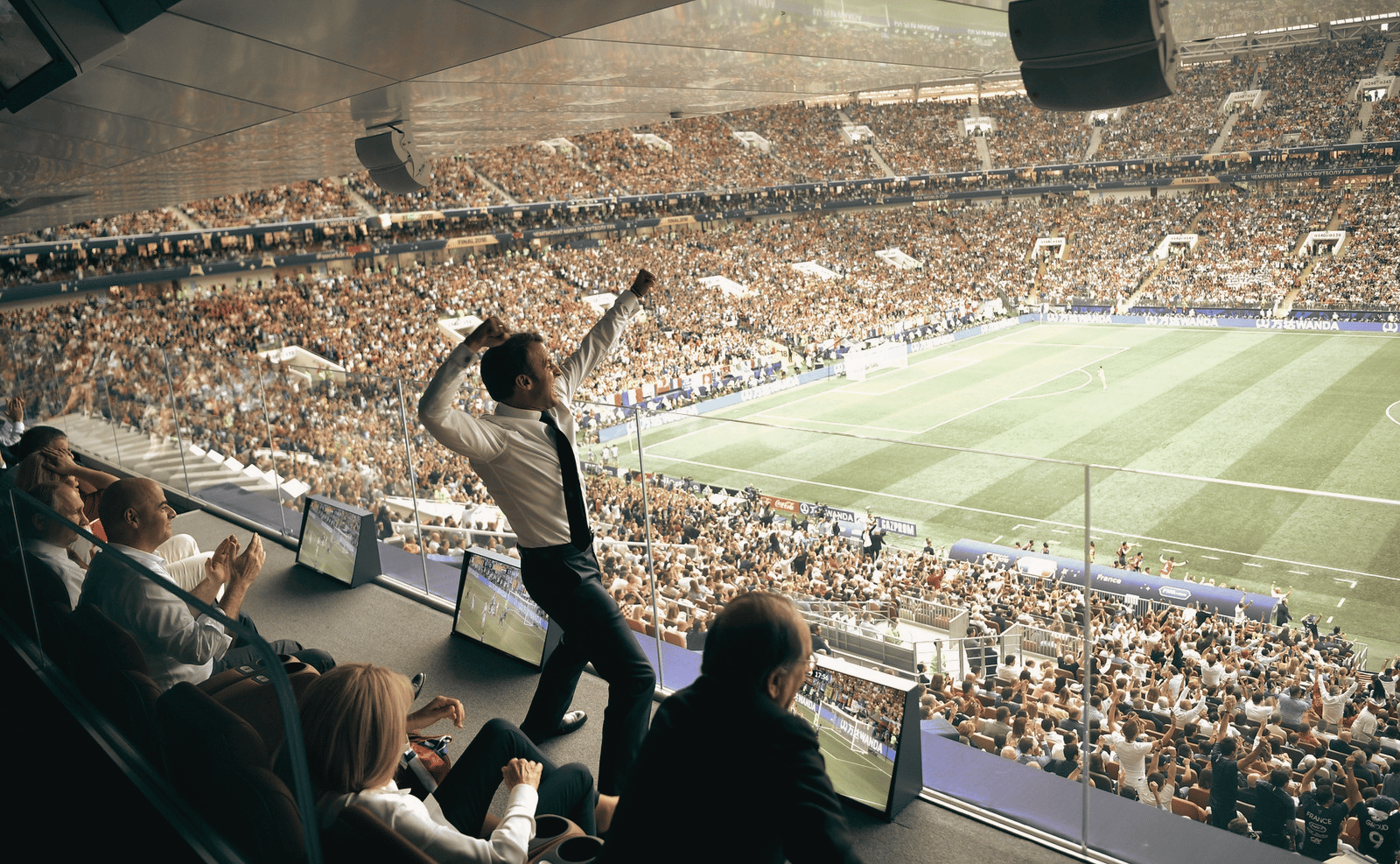Emmanuel Macron euphorique lors du match france croatie 2018